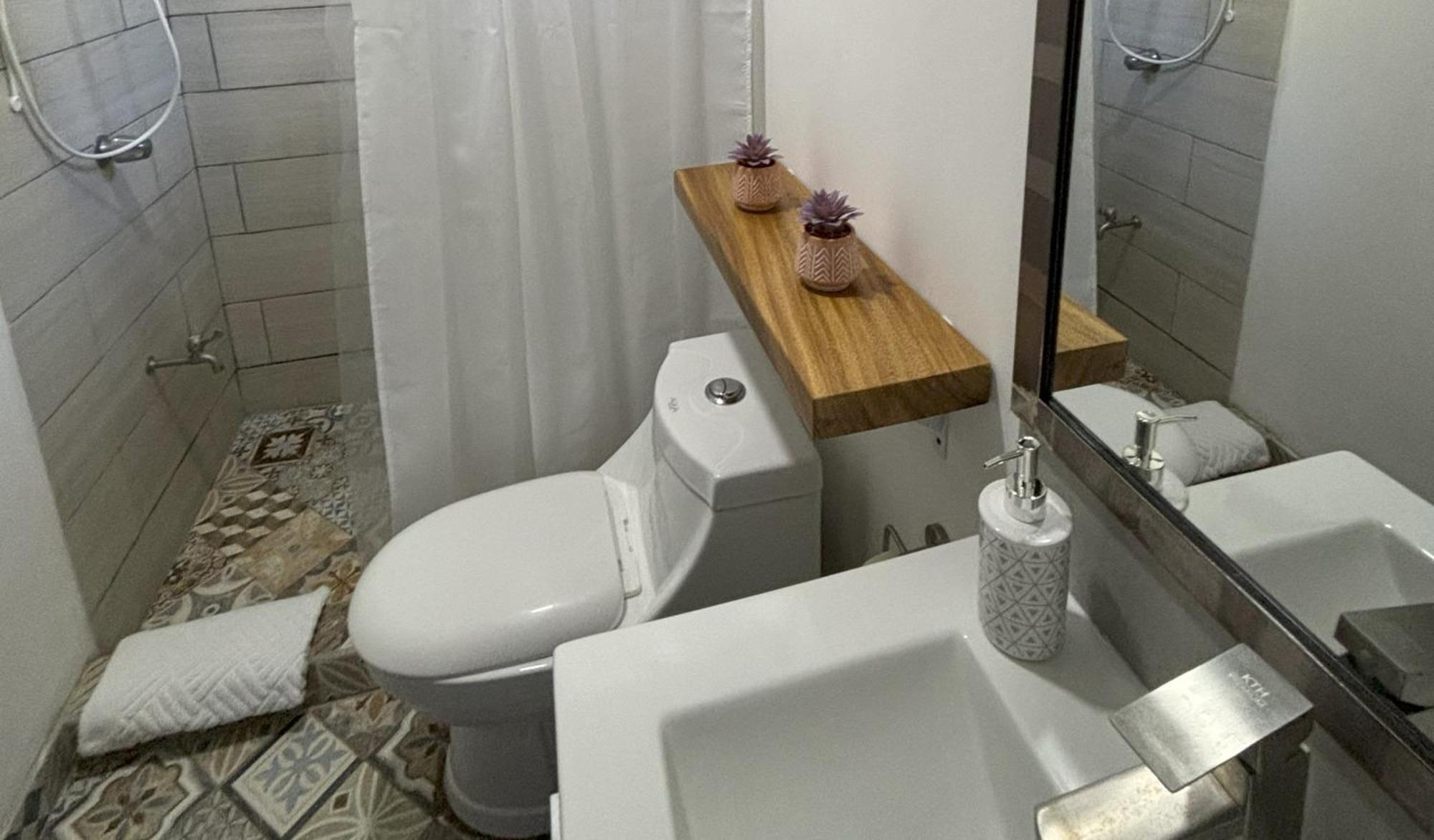 Amazilia Guesthouse 리베리아 객실 사진